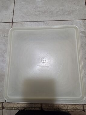 Vintage Tupperware Square Food Storage Lid in White